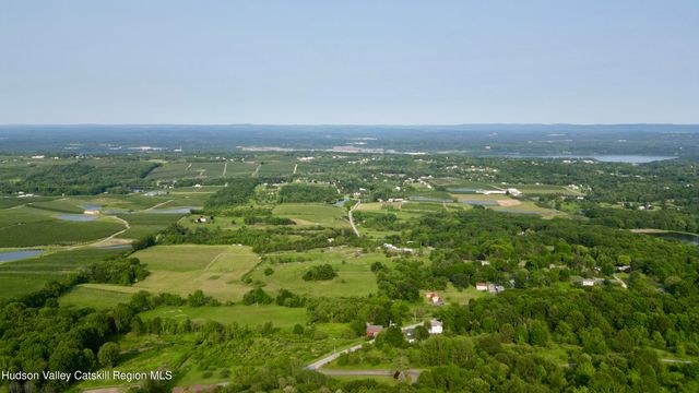 5 Truncali Drive, Marlboro, NY 12542