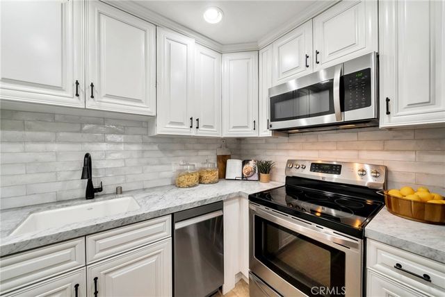 300 Cagney Lane 101, Newport Beach, CA 92663