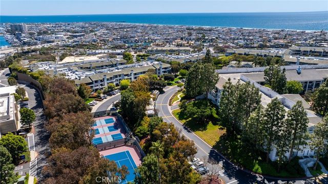 300 Cagney Lane 101, Newport Beach, CA 92663