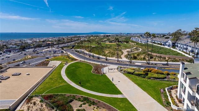 300 Cagney Lane 101, Newport Beach, CA 92663