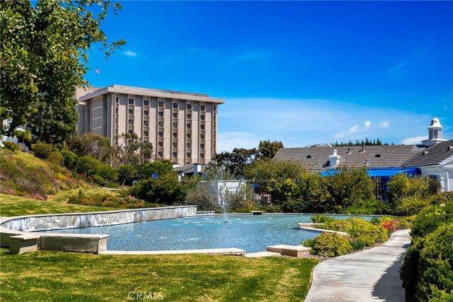 300 Cagney Lane 101, Newport Beach, CA 92663