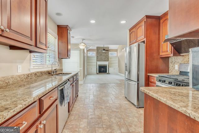 128 Rockspray Ridge, Peachtree City, GA 30269