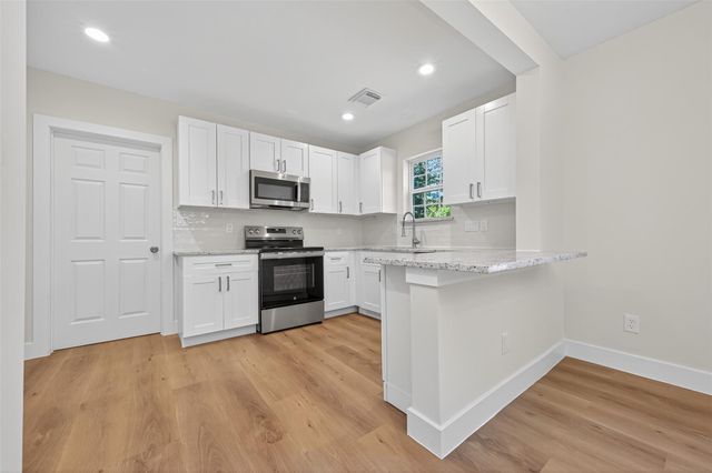 1418 Carlisle Street, Rosenberg, TX 77471