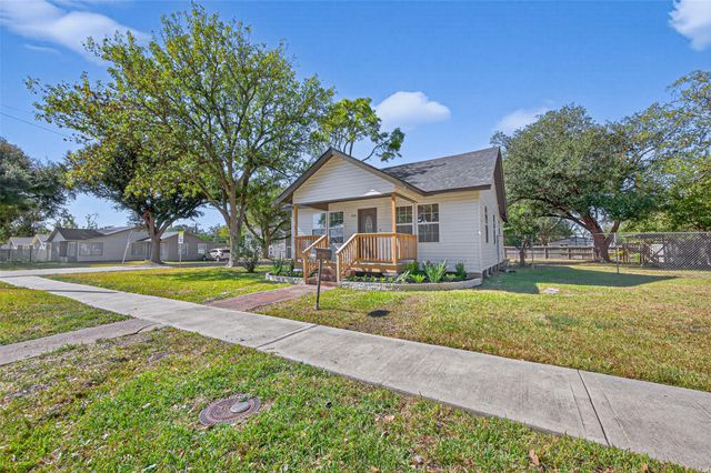 1418 Carlisle Street, Rosenberg, TX 77471