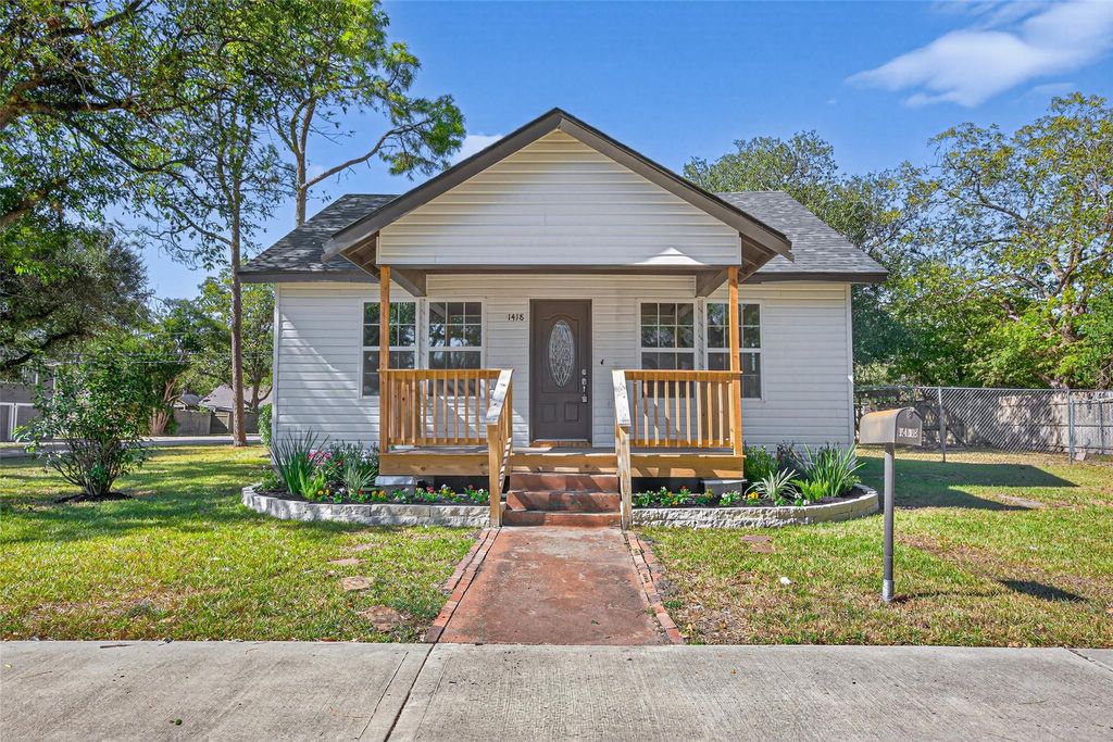 1418 Carlisle Street, Rosenberg, TX 77471