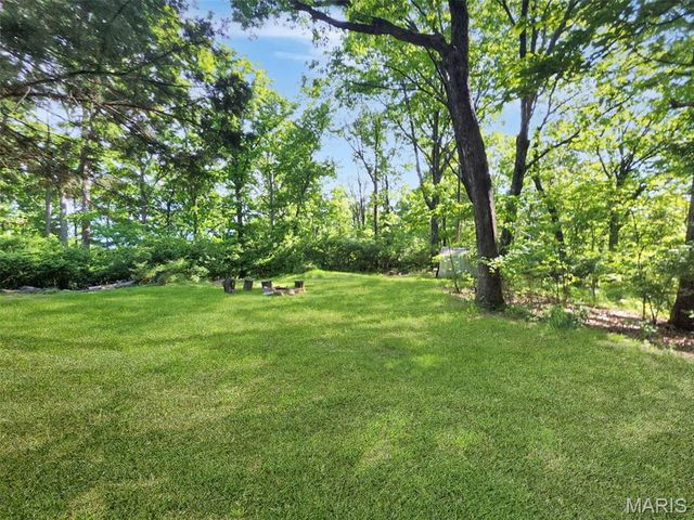 40 Rainbow Trail, Arnold, MO 63010