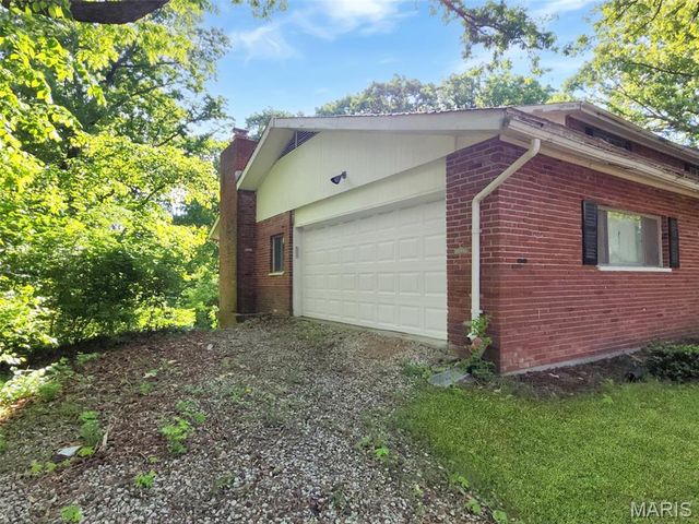 40 Rainbow Trail, Arnold, MO 63010