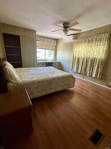 2280 E Valley Pkwy 43, Escondido, CA 92027