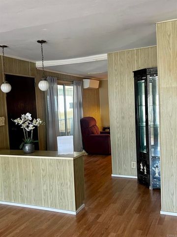 2280 E Valley Pkwy 43, Escondido, CA 92027