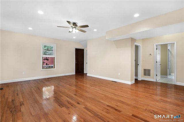 109 Olive Street 1, New Haven, CT 06511