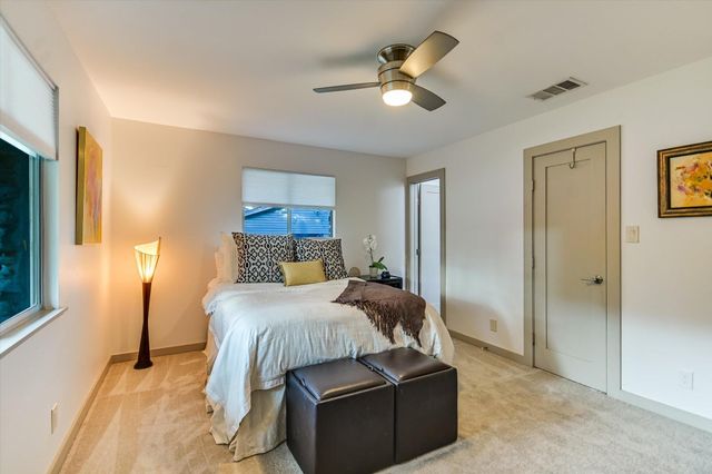 7101 Sungate DR, Austin, TX 78731