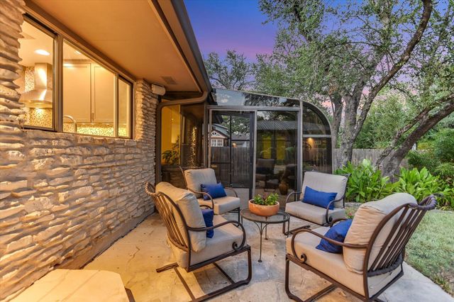 7101 Sungate DR, Austin, TX 78731