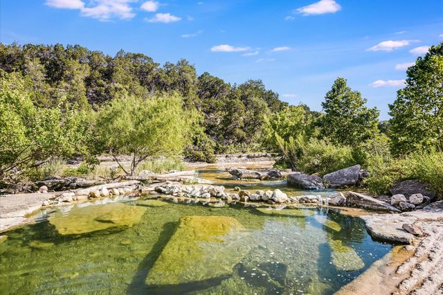 7101 Sungate DR, Austin, TX 78731