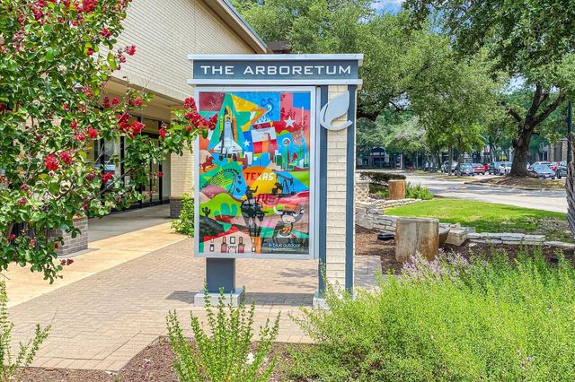 7101 Sungate DR, Austin, TX 78731