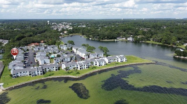 101 Old Ferry Road 12B, Shalimar, FL 32579