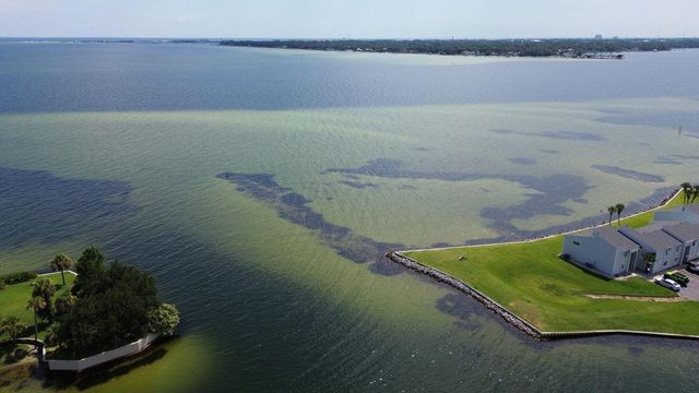 101 Old Ferry Road 12B, Shalimar, FL 32579