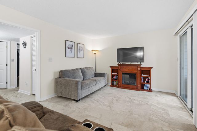 101 Old Ferry Road 12B, Shalimar, FL 32579