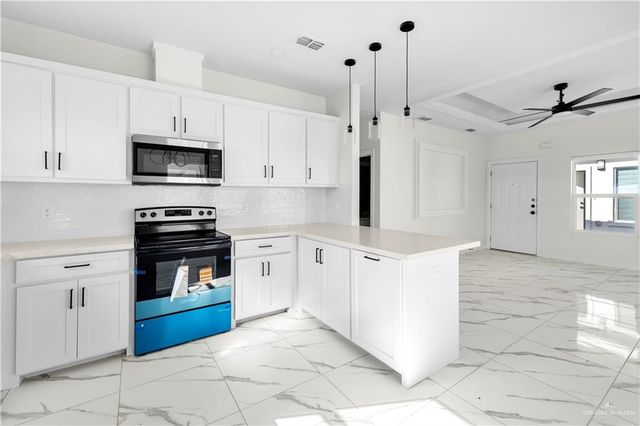 1305 N Aryana Avenue, Edinburg, TX 78542