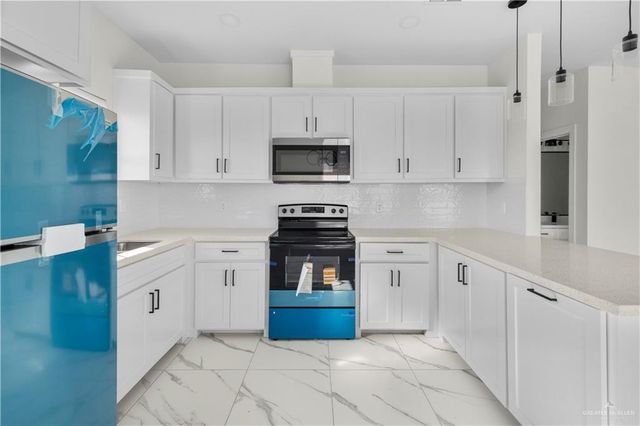 1305 N Aryana Avenue, Edinburg, TX 78542