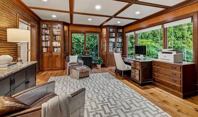 6320 N Lake DRIVE, Whitefish Bay, WI 53217