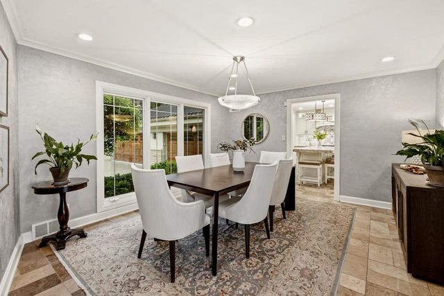 6320 N Lake DRIVE, Whitefish Bay, WI 53217