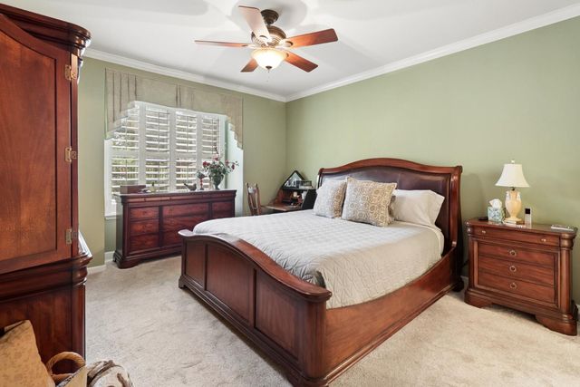 7560 Chatsworth Cir, Elk Grove, CA 95757