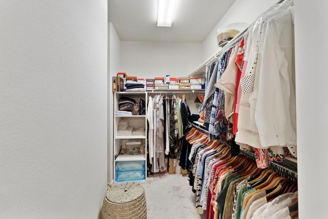 7560 Chatsworth Cir, Elk Grove, CA 95757