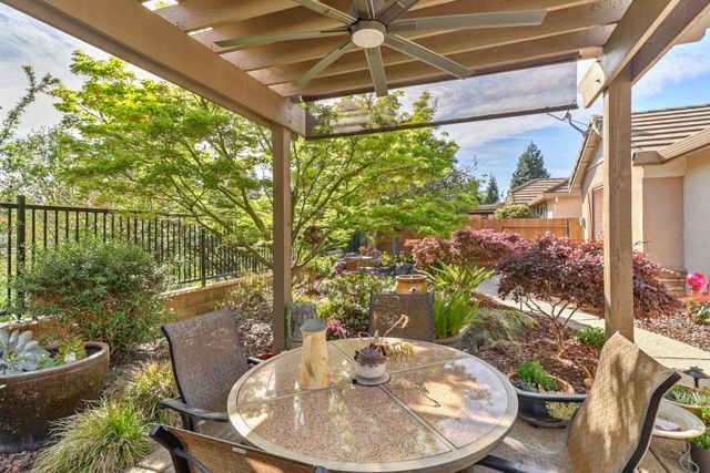 7560 Chatsworth Cir, Elk Grove, CA 95757