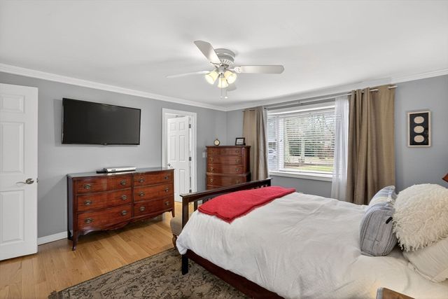 17,17A,17B Cranberry Ln 17,17A,17B, Falmouth, MA 02536