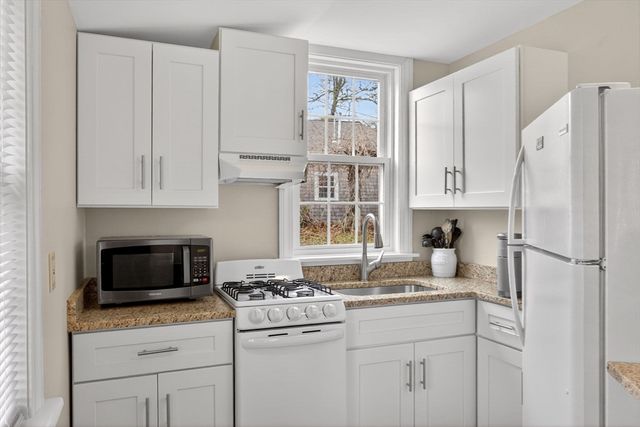 17,17A,17B Cranberry Ln 17,17A,17B, Falmouth, MA 02536