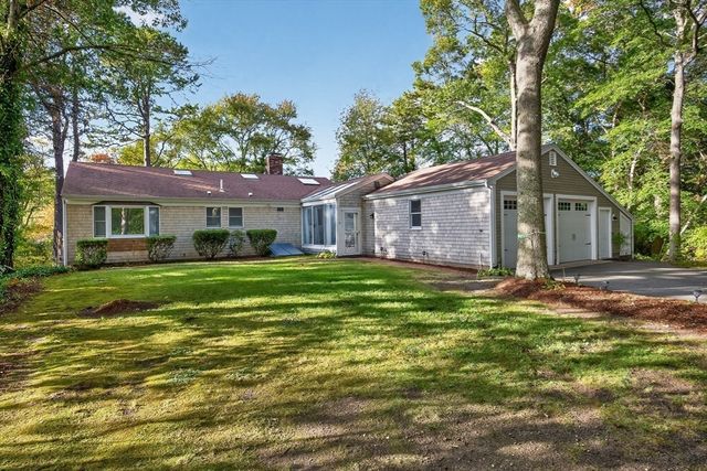 17,17A,17B Cranberry Ln 17,17A,17B, Falmouth, MA 02536