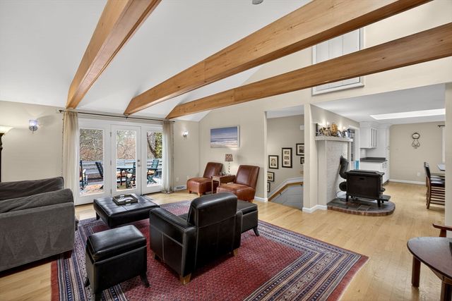 17,17A,17B Cranberry Ln 17,17A,17B, Falmouth, MA 02536