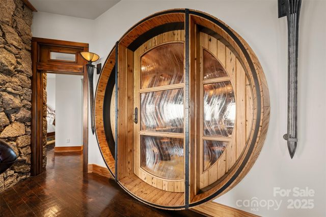 2910 Eagles Nest Trail, Banner Elk, NC 28604