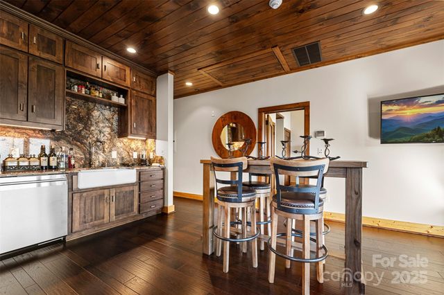 2910 Eagles Nest Trail, Banner Elk, NC 28604