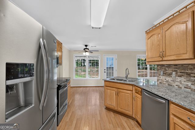 2232 Woodbriar Drive, Buford, GA 30518