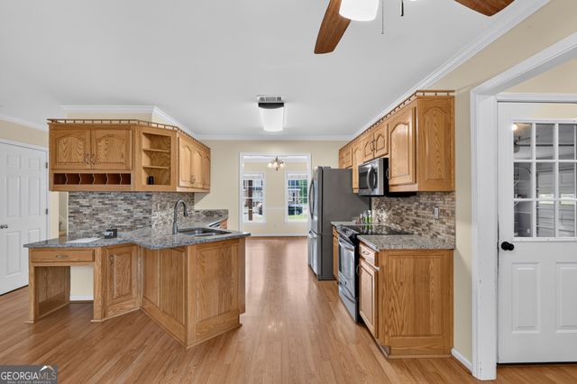 2232 Woodbriar Drive, Buford, GA 30518