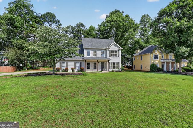 2232 Woodbriar Drive, Buford, GA 30518