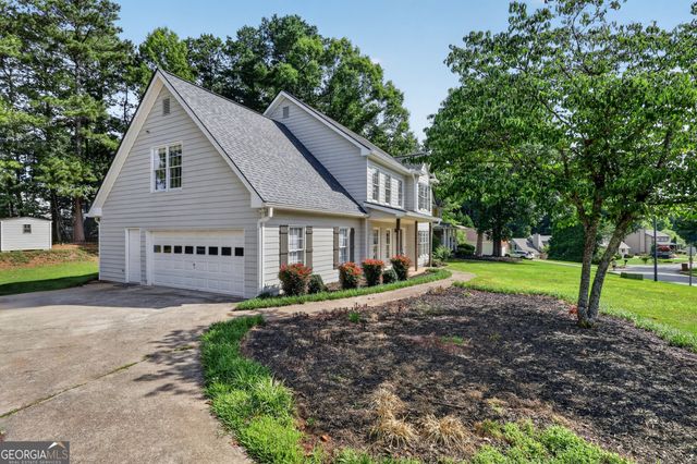 2232 Woodbriar Drive, Buford, GA 30518