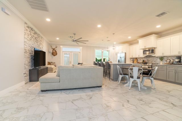 8640 SW 7th Lane, Okeechobee, FL 34974