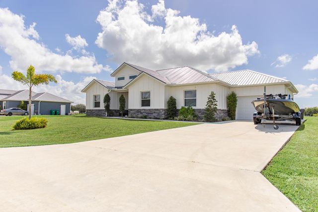 8640 SW 7th Lane, Okeechobee, FL 34974
