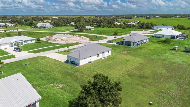8640 SW 7th Lane, Okeechobee, FL 34974