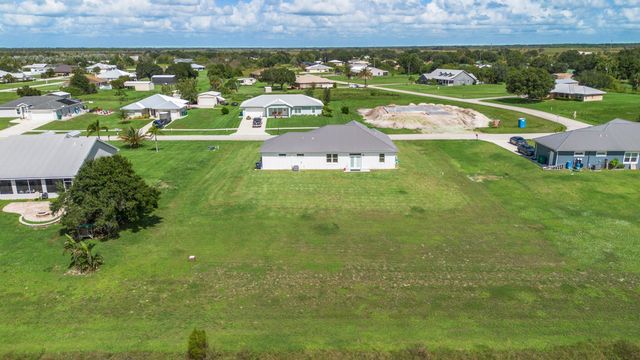 8640 SW 7th Lane, Okeechobee, FL 34974