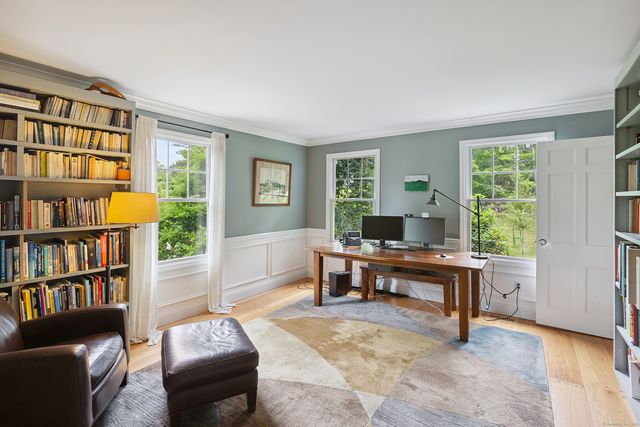 114 Cross Highway, Westport, CT 06880