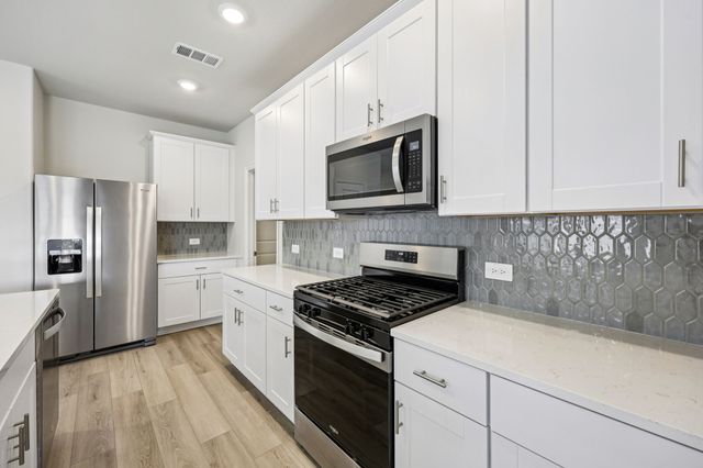 1207 Bridgewalk Drive, Princeton, TX 75071