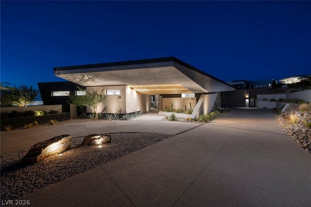 705 Dragon Peak Drive, Henderson, NV 89012