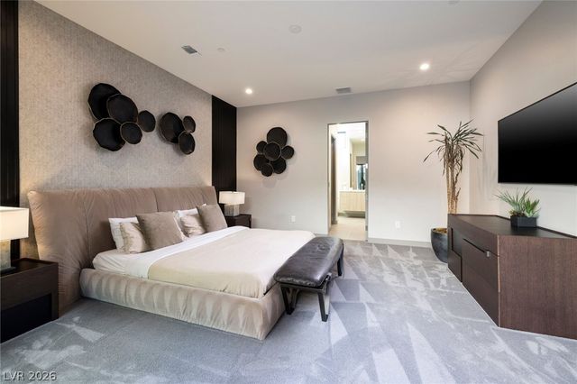 705 Dragon Peak Drive, Henderson, NV 89012