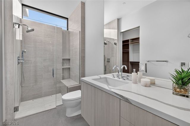 705 Dragon Peak Drive, Henderson, NV 89012