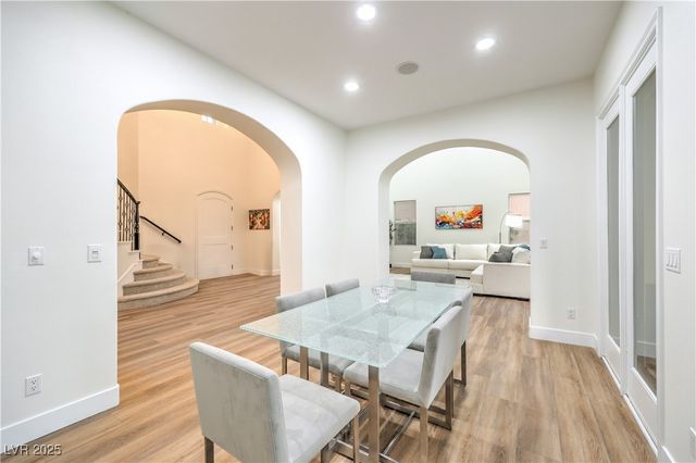 2571 Red Springs Drive, Las Vegas, NV 89135