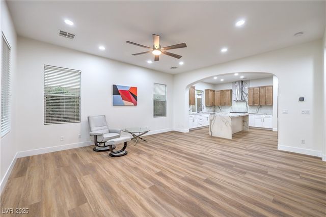 2571 Red Springs Drive, Las Vegas, NV 89135