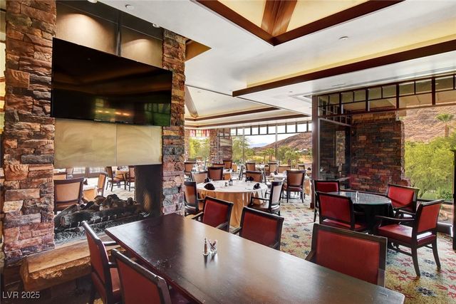 2571 Red Springs Drive, Las Vegas, NV 89135